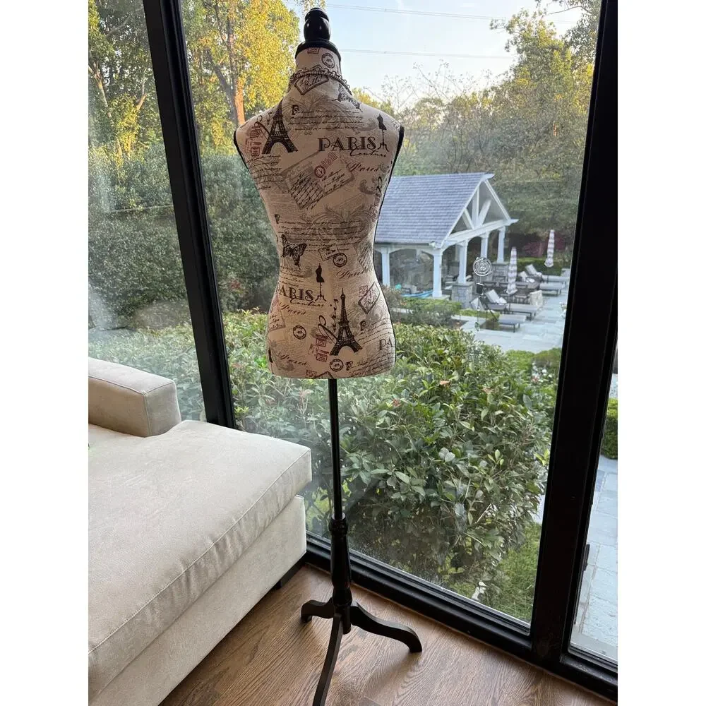 Mannequin Dress Form Approx size 10 lightweight